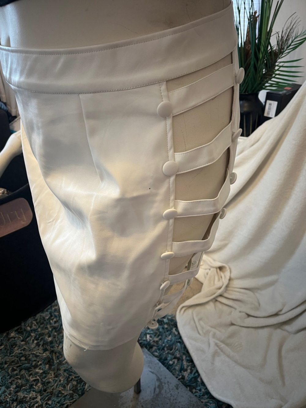 Fashion to Figure White Cutout Pencil Skirt